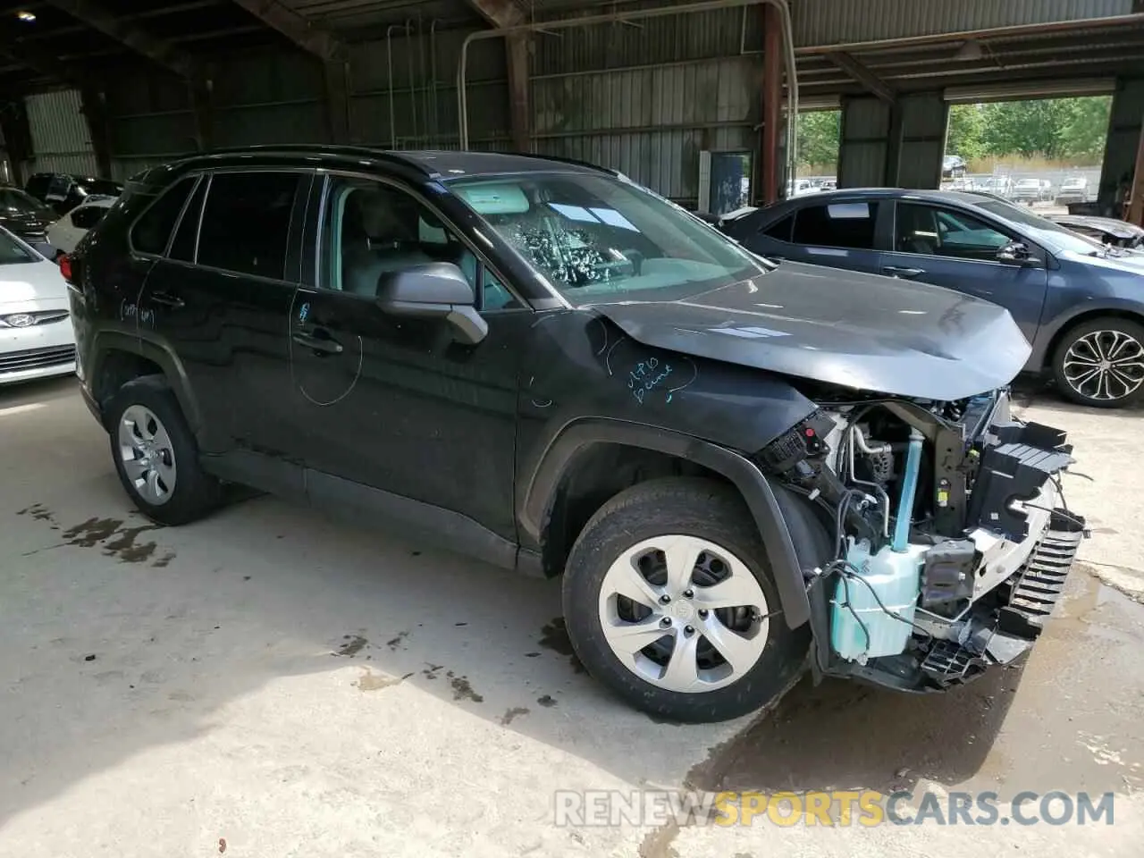 4 Photograph of a damaged car 2T3H1RFV9MC141529 TOYOTA RAV4 2021
