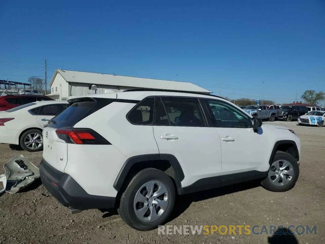 3 Photograph of a damaged car 2T3H1RFV9MC146617 TOYOTA RAV4 2021