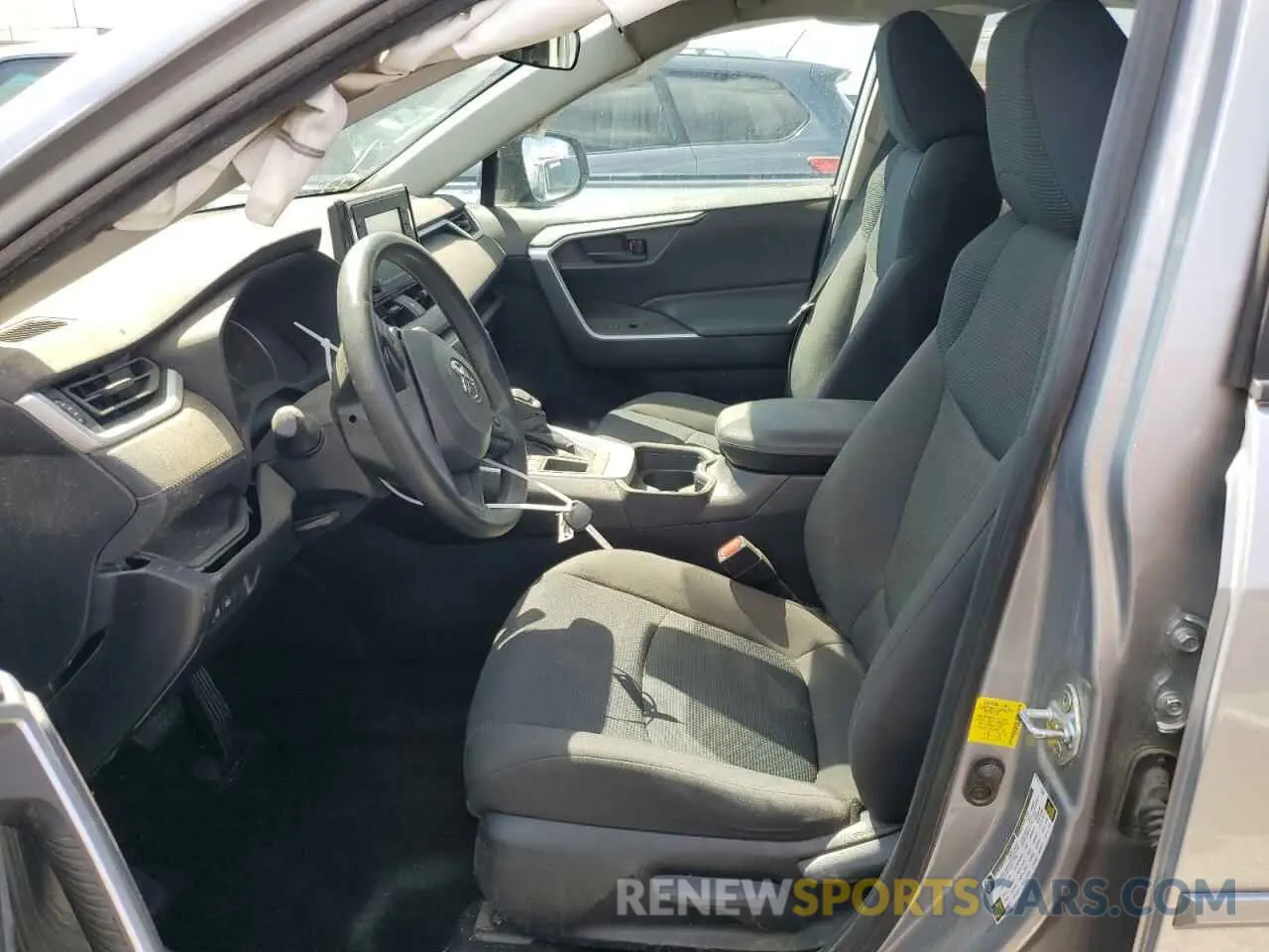 7 Photograph of a damaged car 2T3H1RFV9MC167614 TOYOTA RAV4 2021