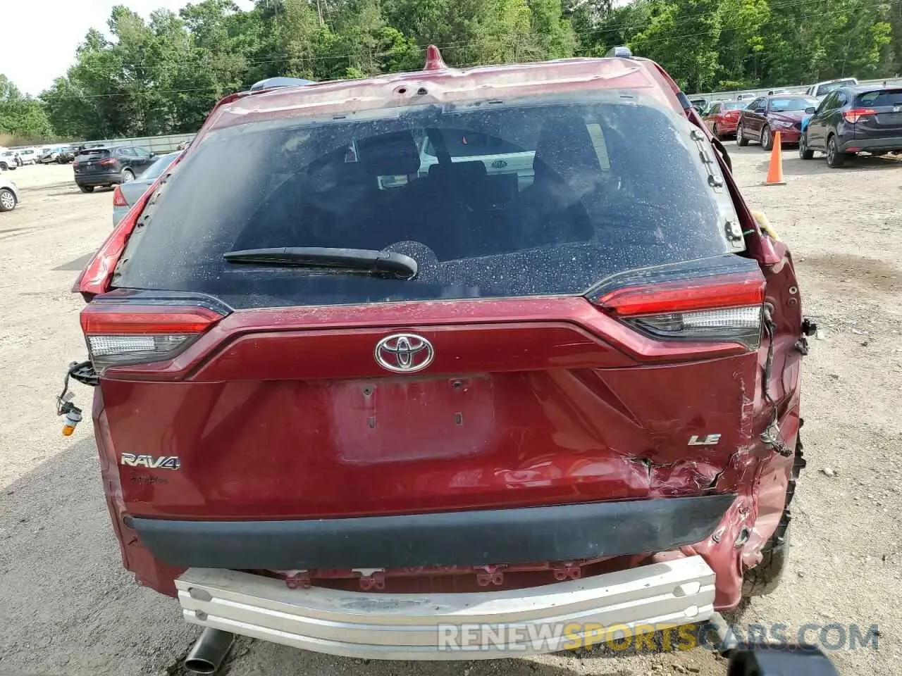 6 Photograph of a damaged car 2T3H1RFV9MW126253 TOYOTA RAV4 2021