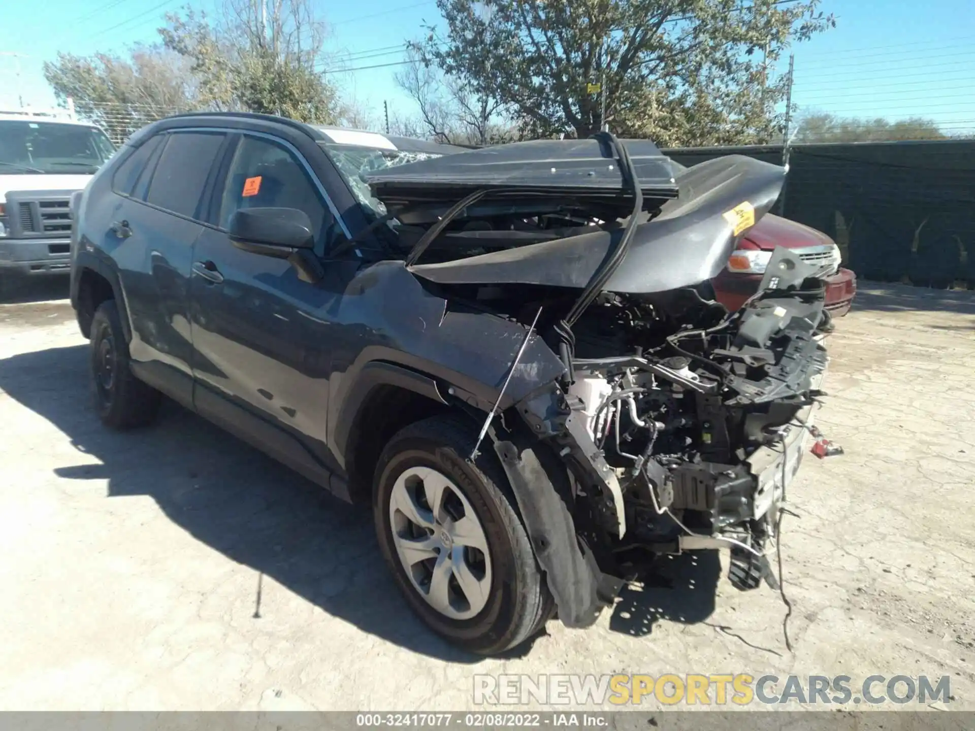 1 Photograph of a damaged car 2T3H1RFV9MW129380 TOYOTA RAV4 2021