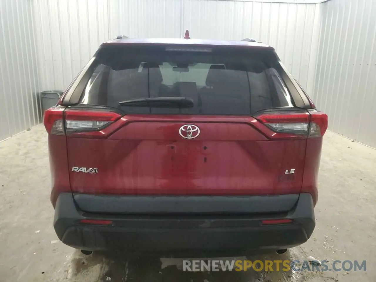 6 Photograph of a damaged car 2T3H1RFV9MW136684 TOYOTA RAV4 2021