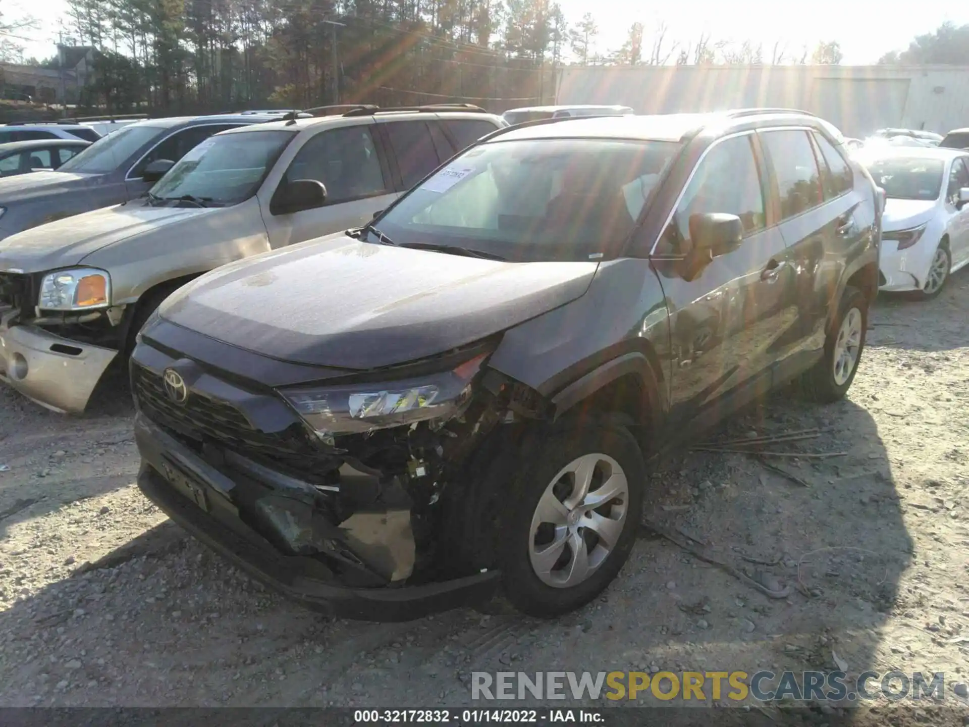 2 Photograph of a damaged car 2T3H1RFV9MW138662 TOYOTA RAV4 2021