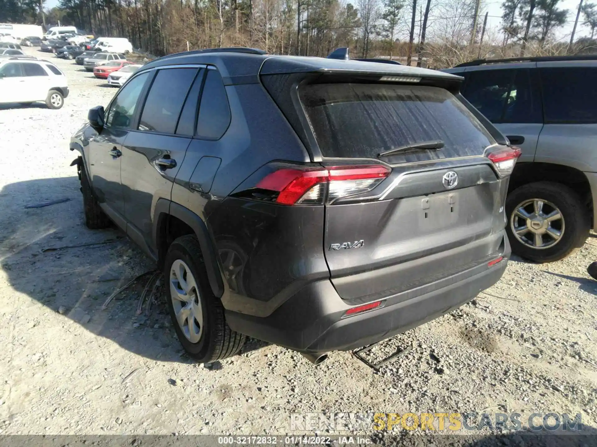 3 Photograph of a damaged car 2T3H1RFV9MW138662 TOYOTA RAV4 2021