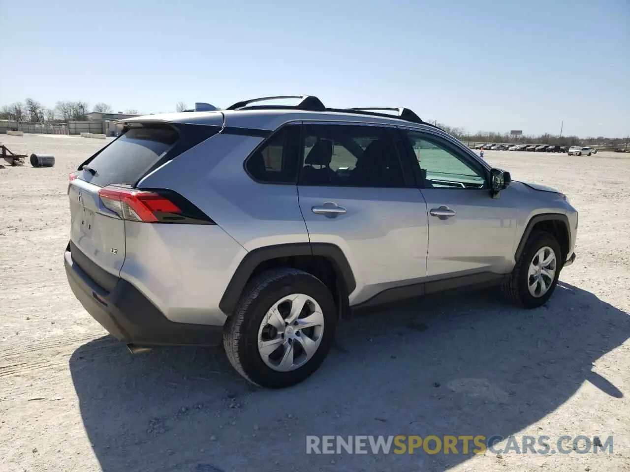 3 Photograph of a damaged car 2T3H1RFV9MW140329 TOYOTA RAV4 2021