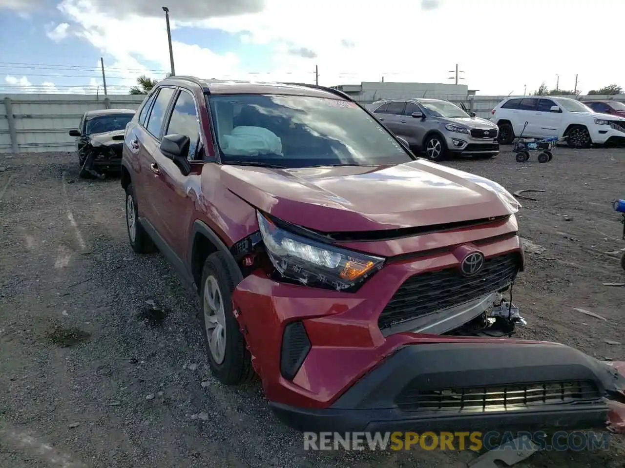 1 Photograph of a damaged car 2T3H1RFV9MW152626 TOYOTA RAV4 2021