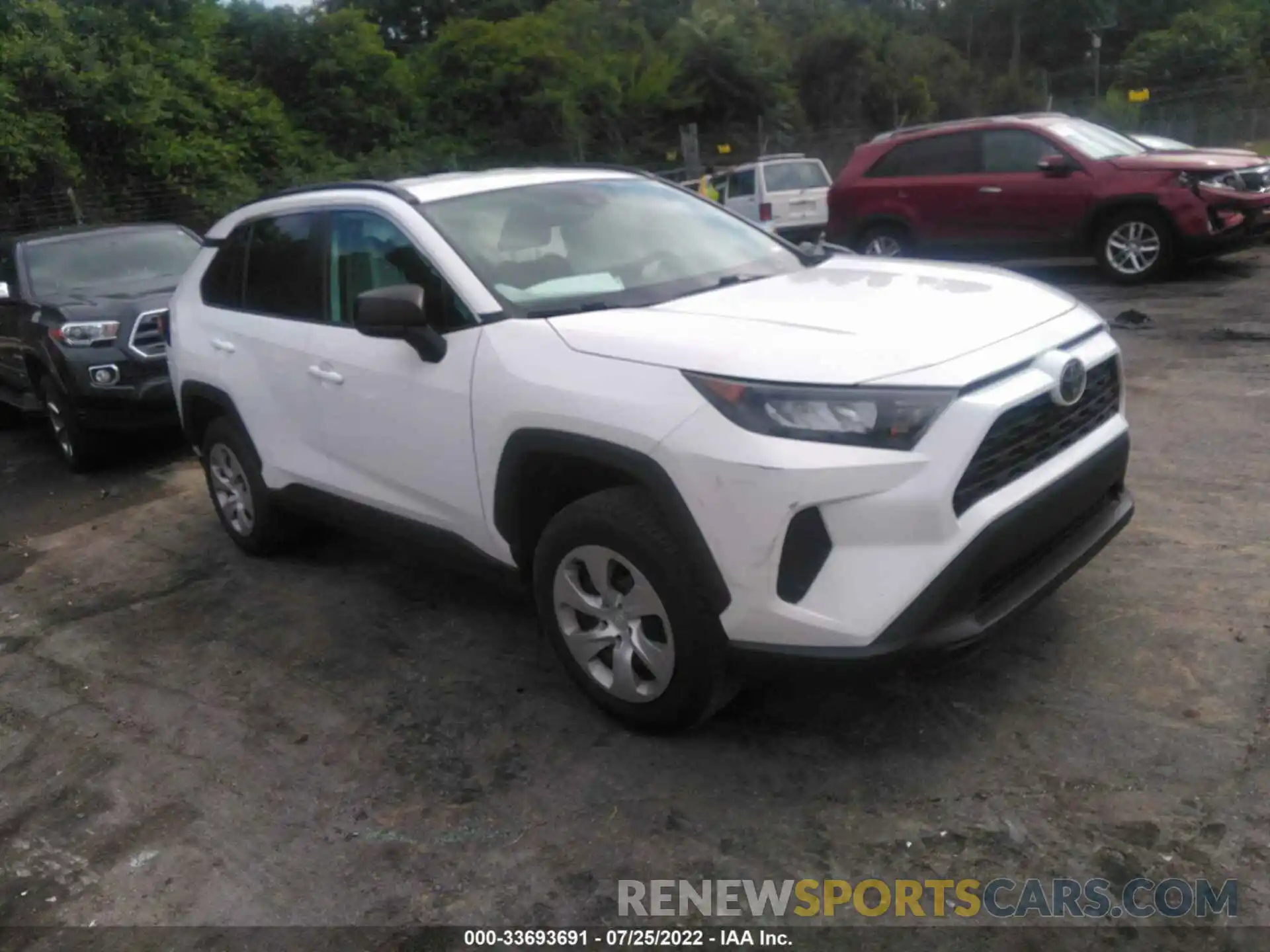 1 Photograph of a damaged car 2T3H1RFVXMC098450 TOYOTA RAV4 2021