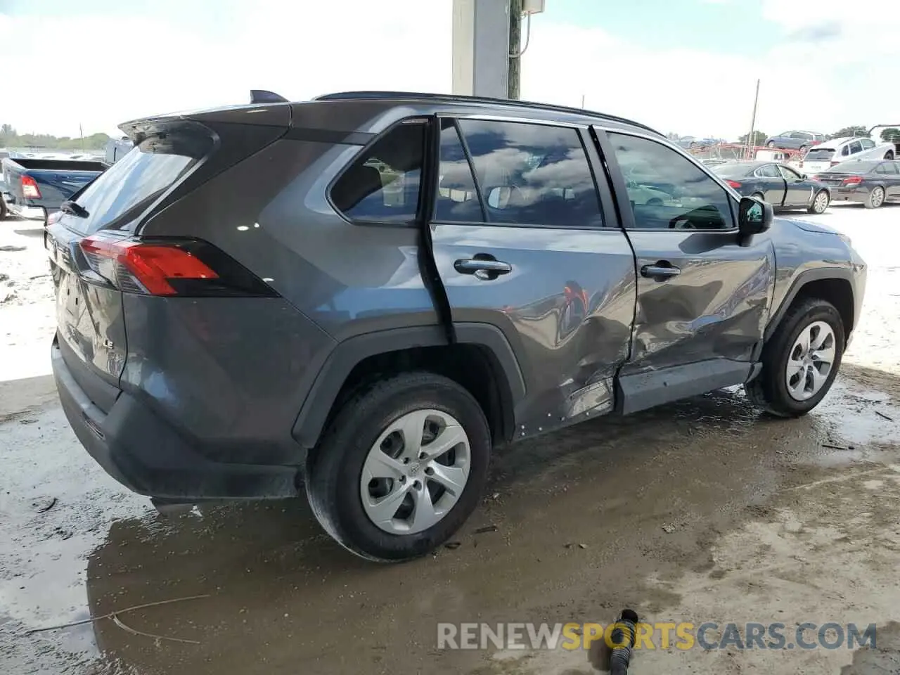 3 Photograph of a damaged car 2T3H1RFVXMC134086 TOYOTA RAV4 2021