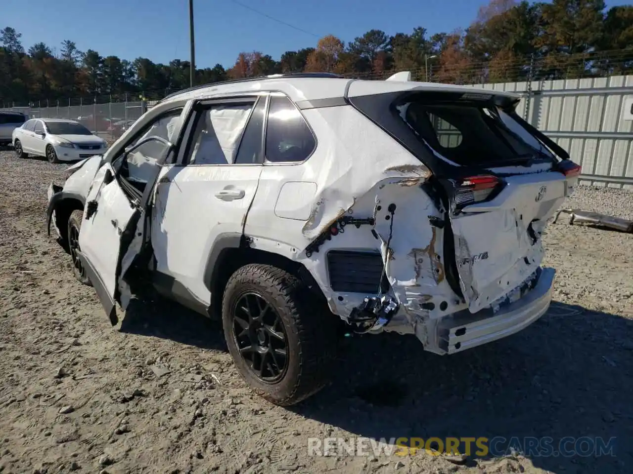 3 Photograph of a damaged car 2T3H1RFVXMC143337 TOYOTA RAV4 2021