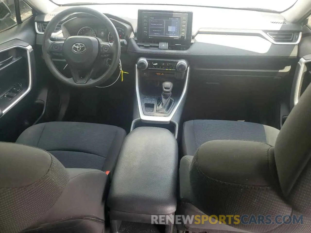 8 Photograph of a damaged car 2T3H1RFVXMC151731 TOYOTA RAV4 2021