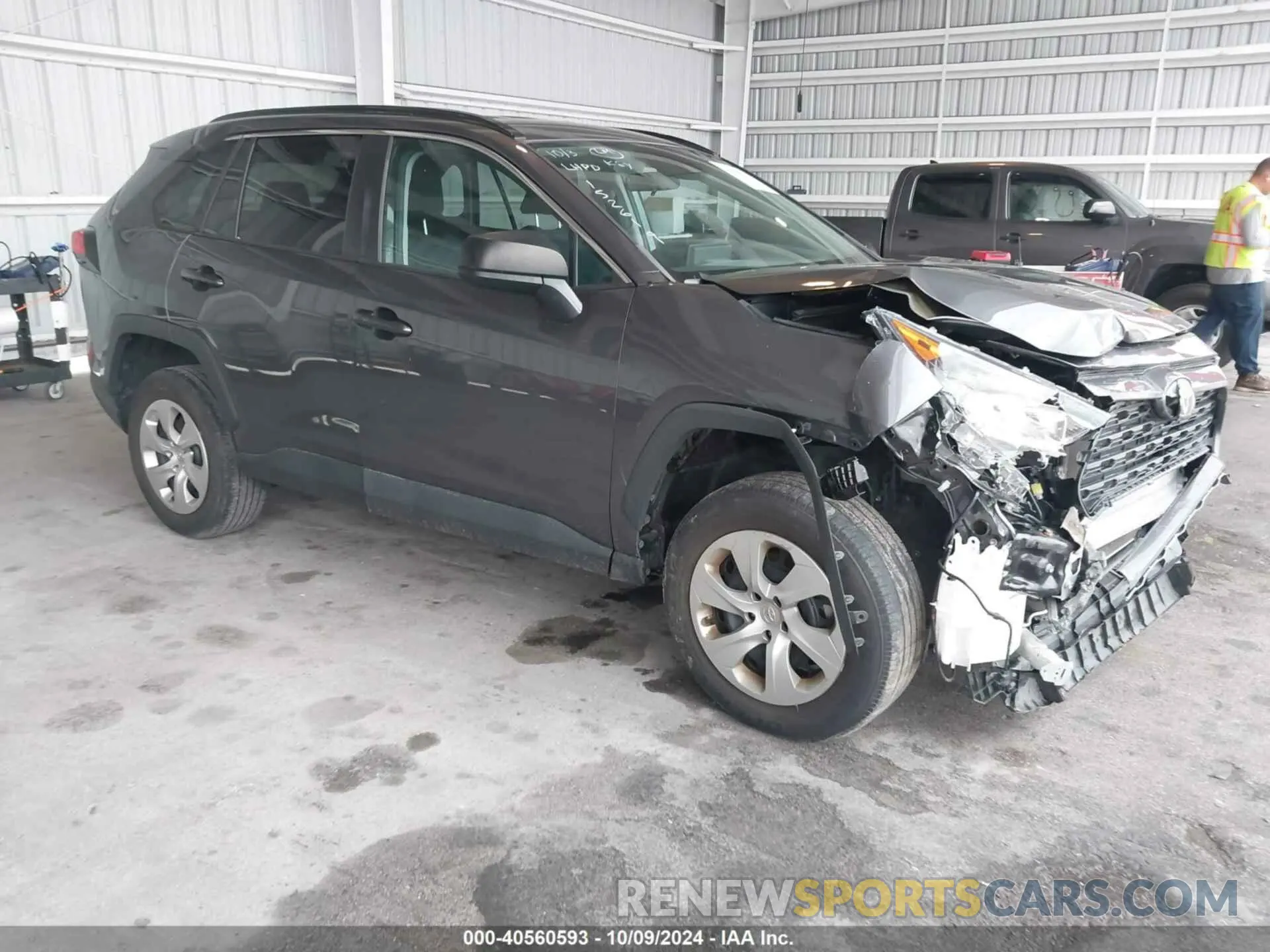 1 Photograph of a damaged car 2T3H1RFVXMC152619 TOYOTA RAV4 2021