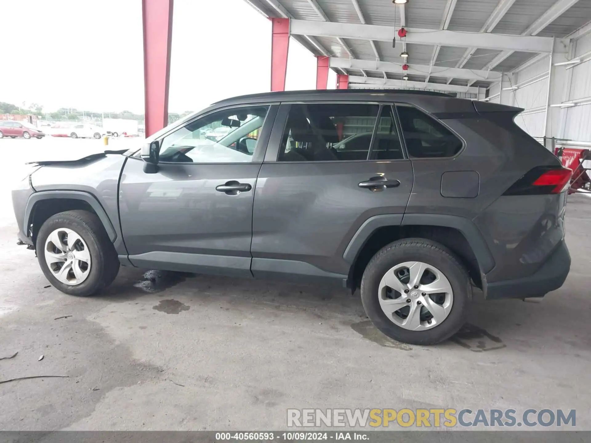 13 Photograph of a damaged car 2T3H1RFVXMC152619 TOYOTA RAV4 2021