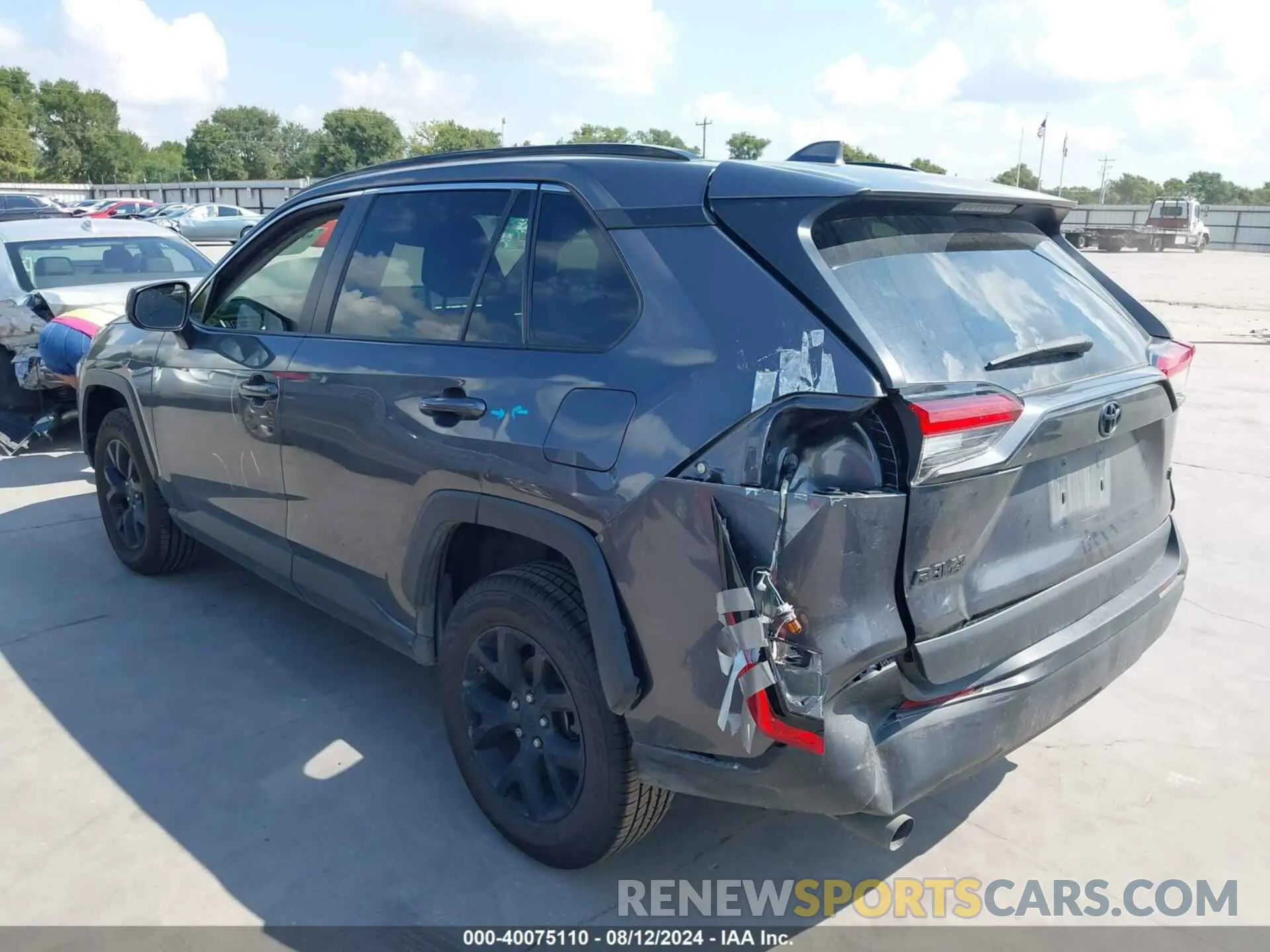 3 Photograph of a damaged car 2T3H1RFVXMC158534 TOYOTA RAV4 2021