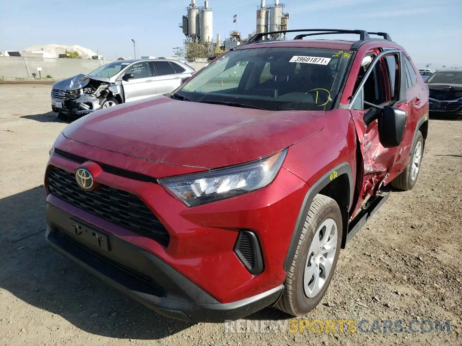 2 Photograph of a damaged car 2T3H1RFVXMW110644 TOYOTA RAV4 2021