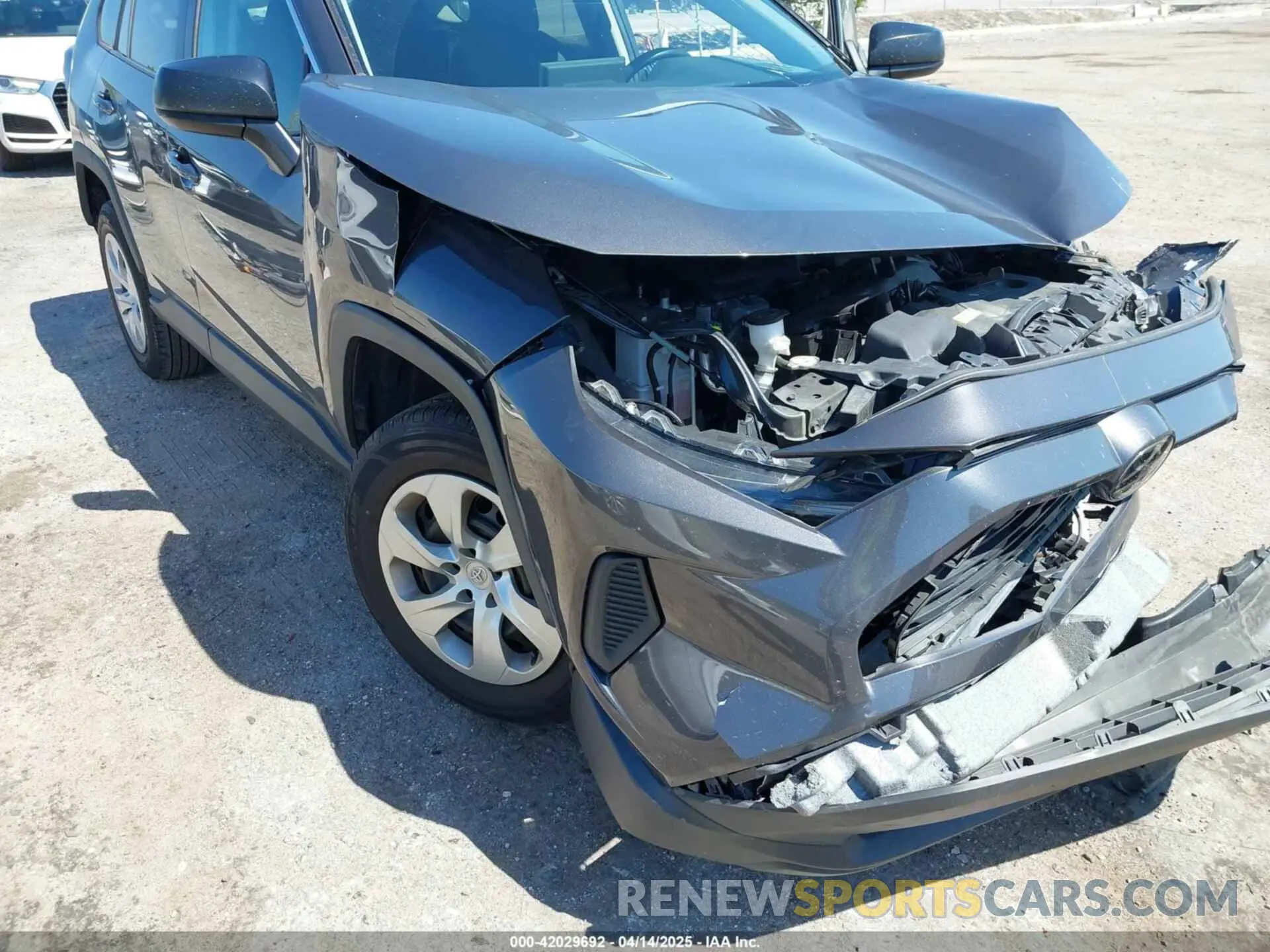 6 Photograph of a damaged car 2T3H1RFVXMW127587 TOYOTA RAV4 2021