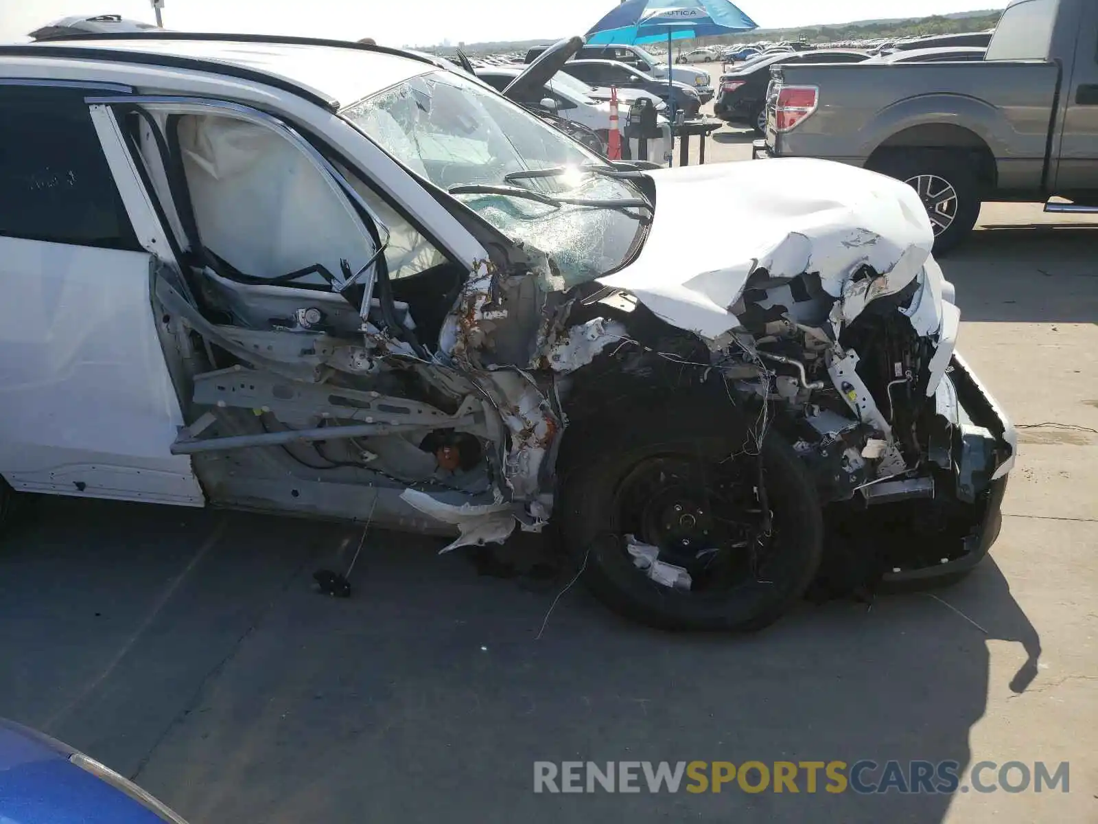 9 Photograph of a damaged car 2T3H1RFVXMW129971 TOYOTA RAV4 2021