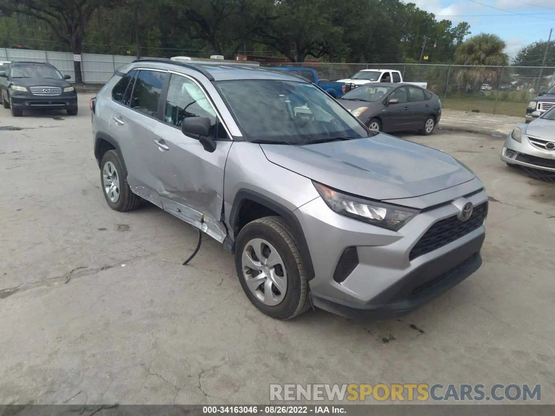 1 Photograph of a damaged car 2T3H1RFVXMW134409 TOYOTA RAV4 2021