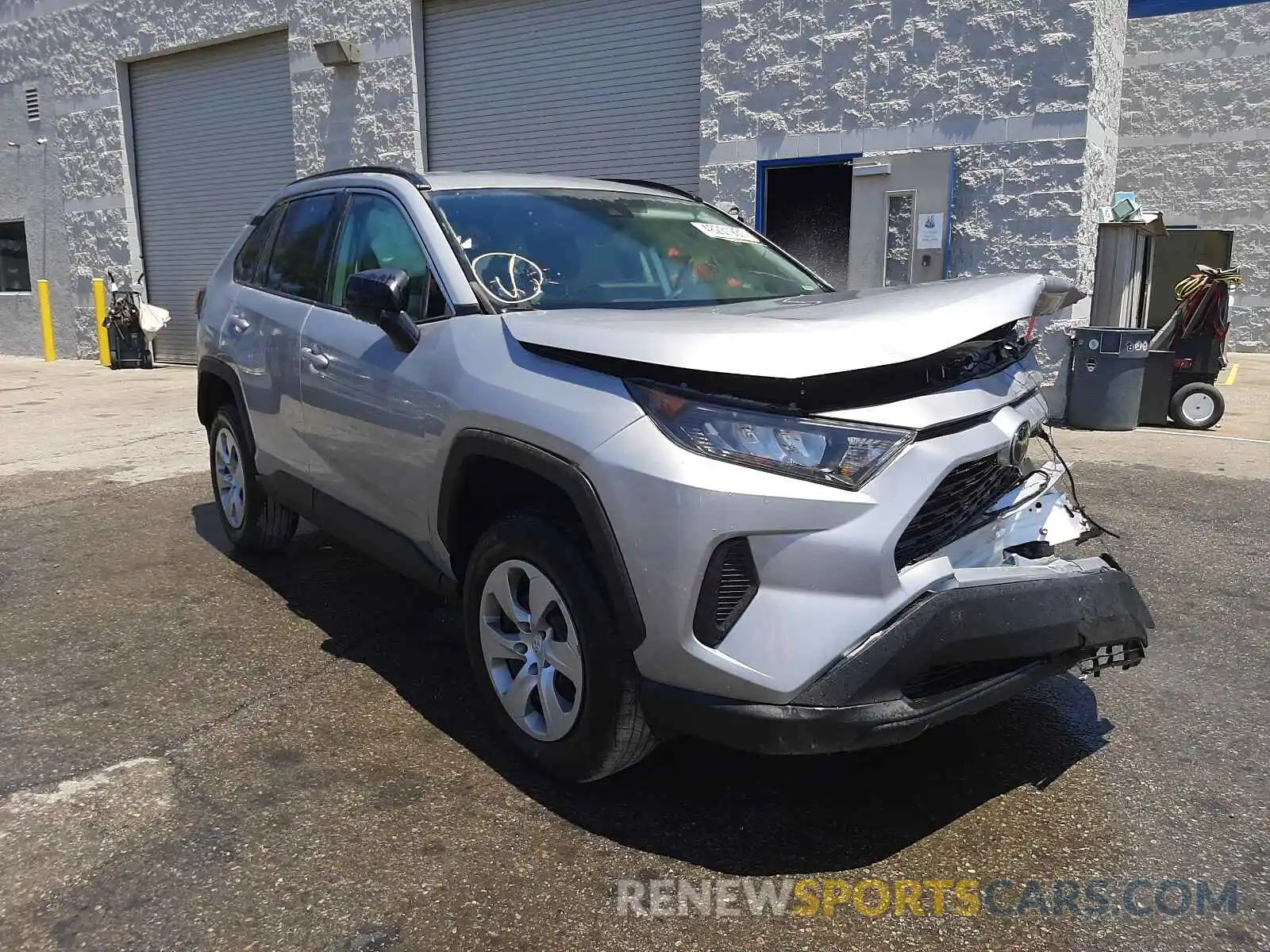 1 Photograph of a damaged car 2T3H1RFVXMW135673 TOYOTA RAV4 2021