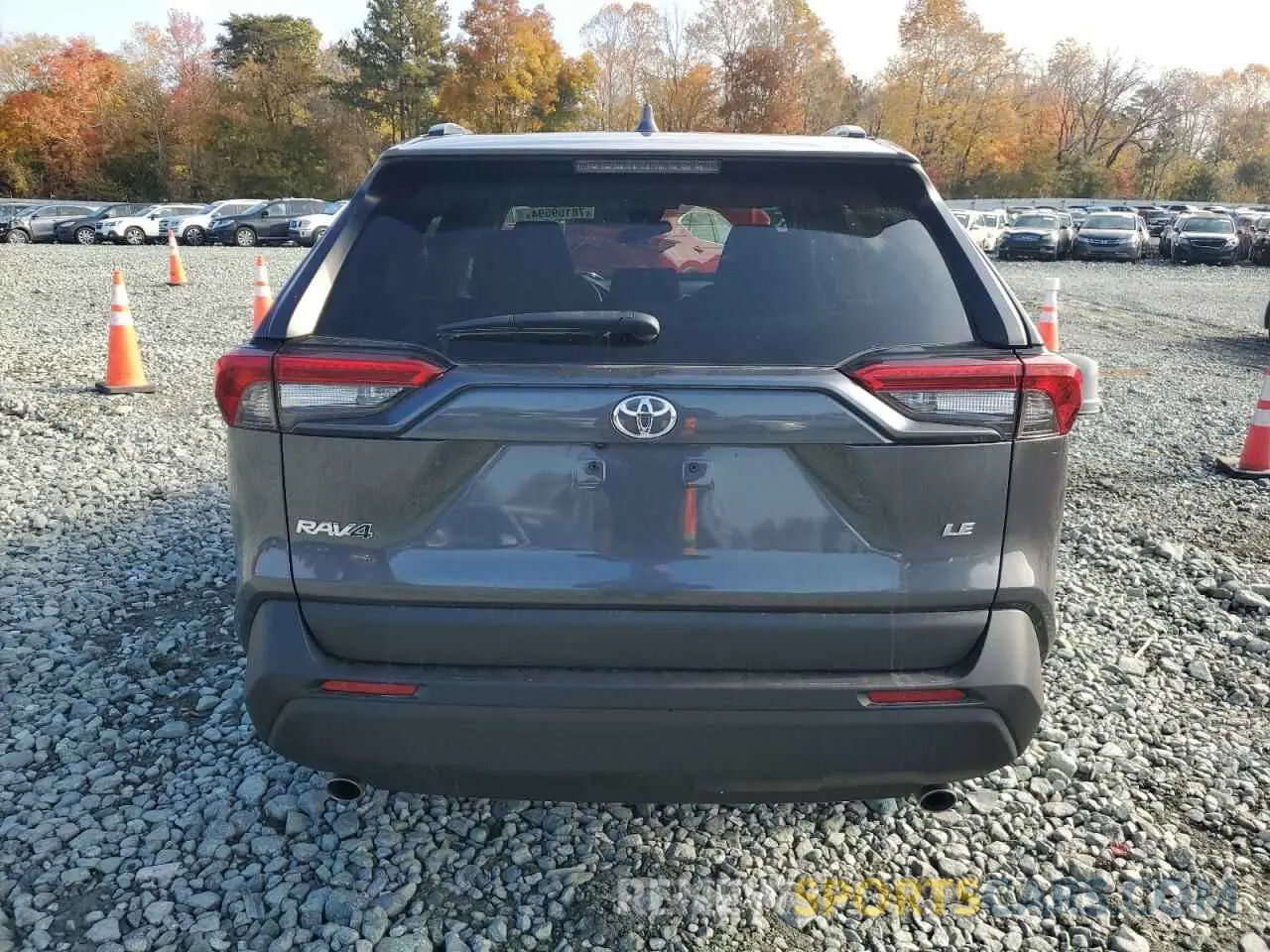 6 Photograph of a damaged car 2T3H1RFVXMW143708 TOYOTA RAV4 2021