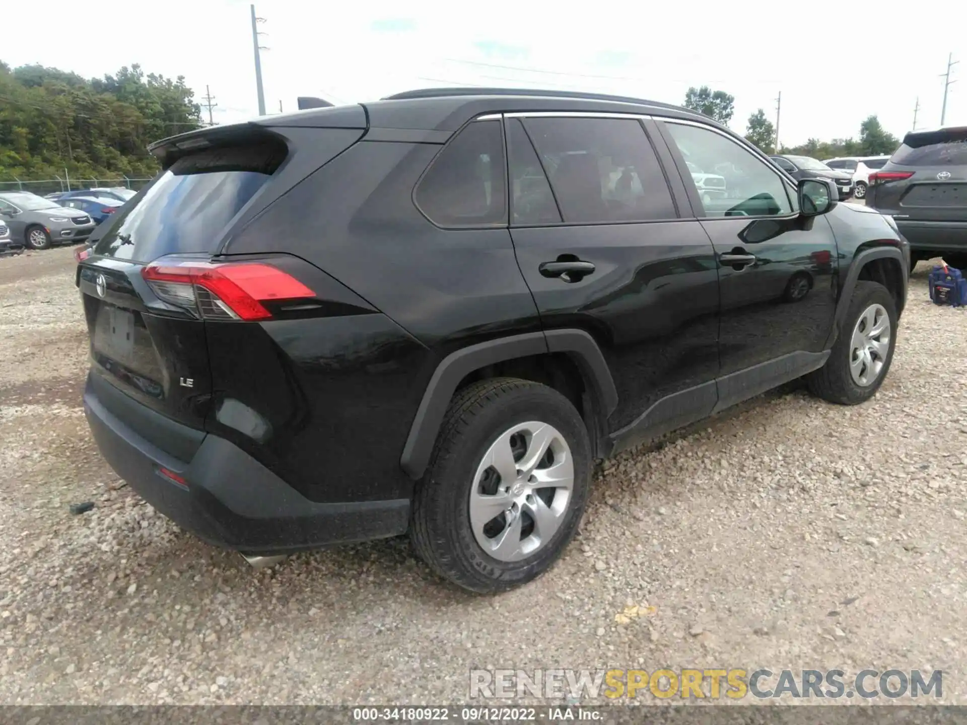 4 Photograph of a damaged car 2T3H1RFVXMW149802 TOYOTA RAV4 2021