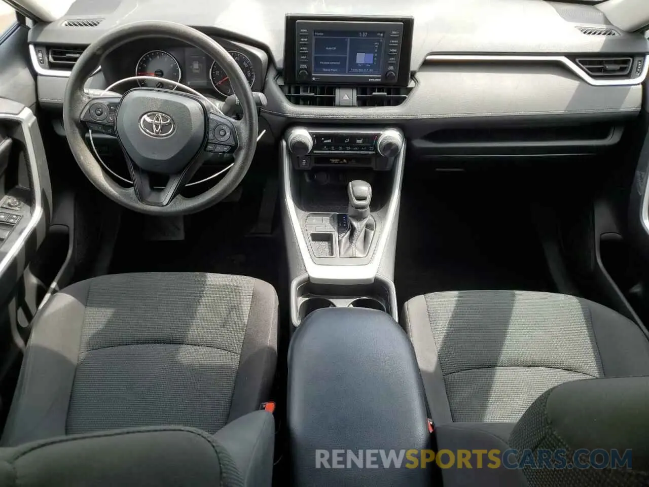 8 Photograph of a damaged car 2T3H1RFVXMW152828 TOYOTA RAV4 2021