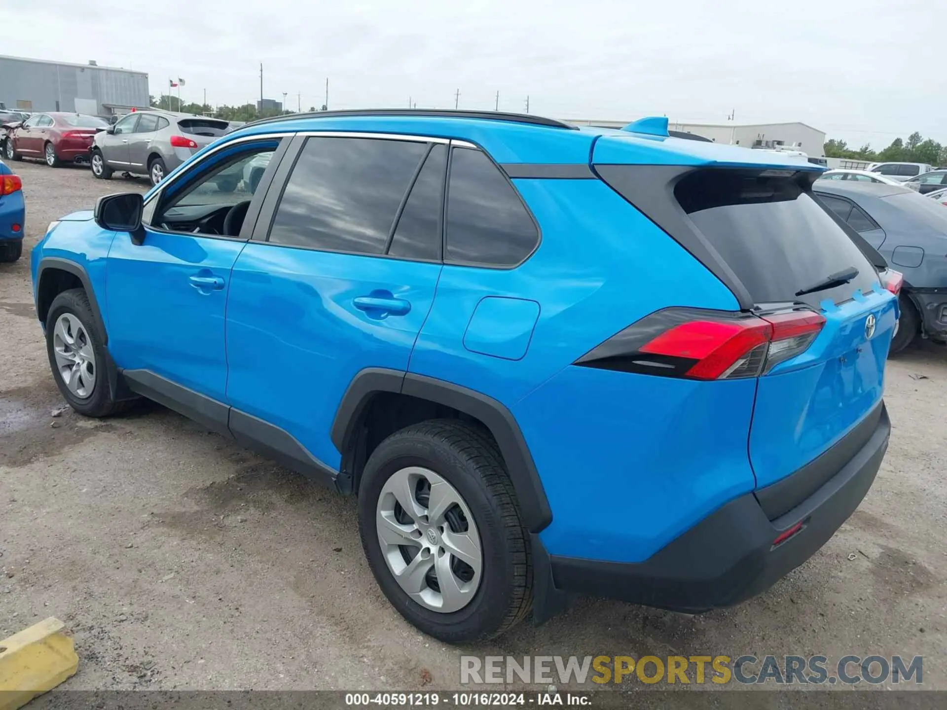 3 Photograph of a damaged car 2T3H1RFVXMW175834 TOYOTA RAV4 2021