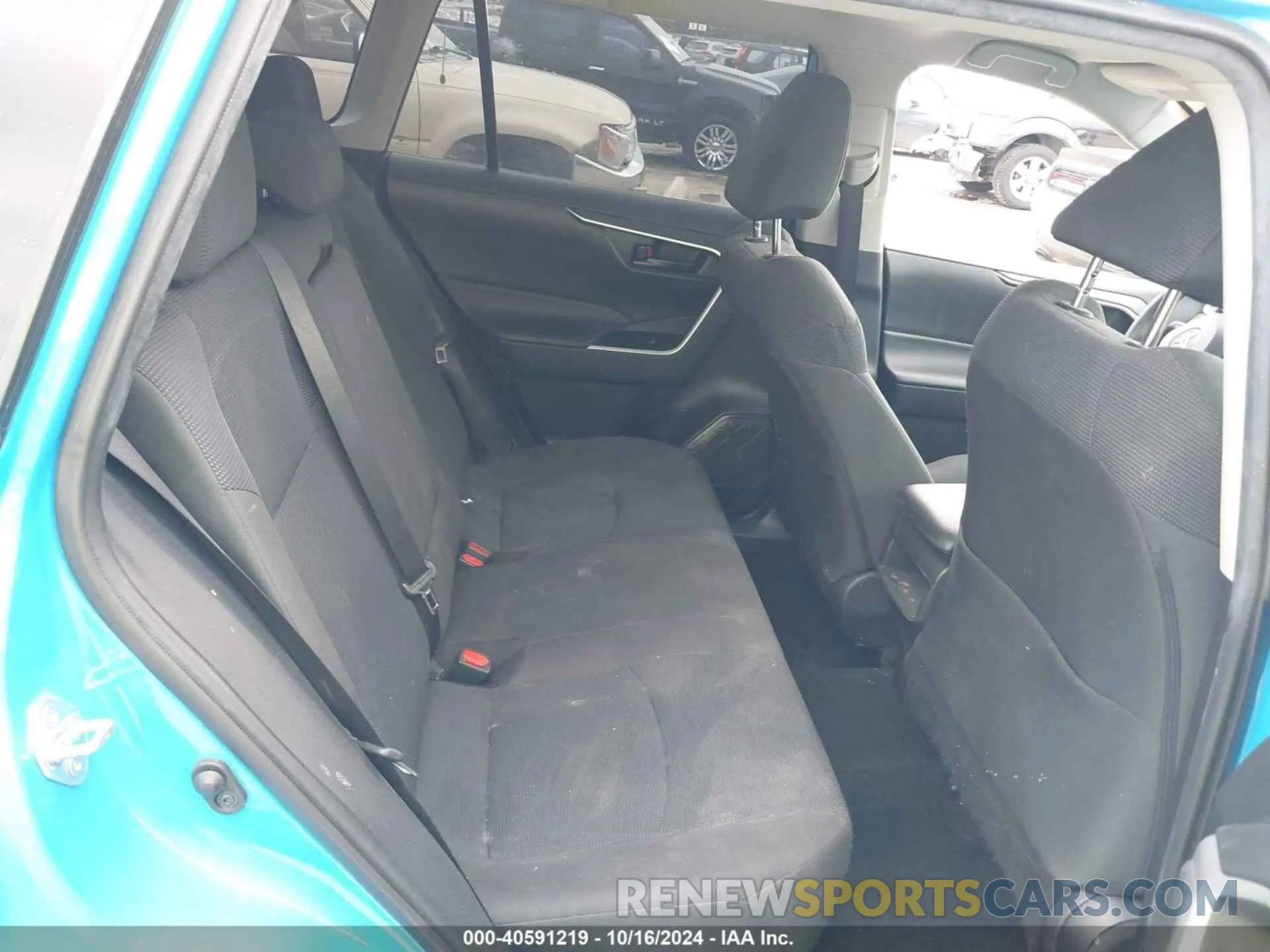 8 Photograph of a damaged car 2T3H1RFVXMW175834 TOYOTA RAV4 2021