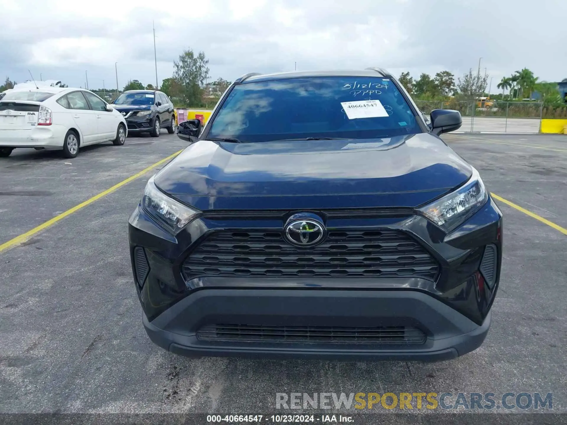 12 Photograph of a damaged car 2T3H1RFVXMW182248 TOYOTA RAV4 2021