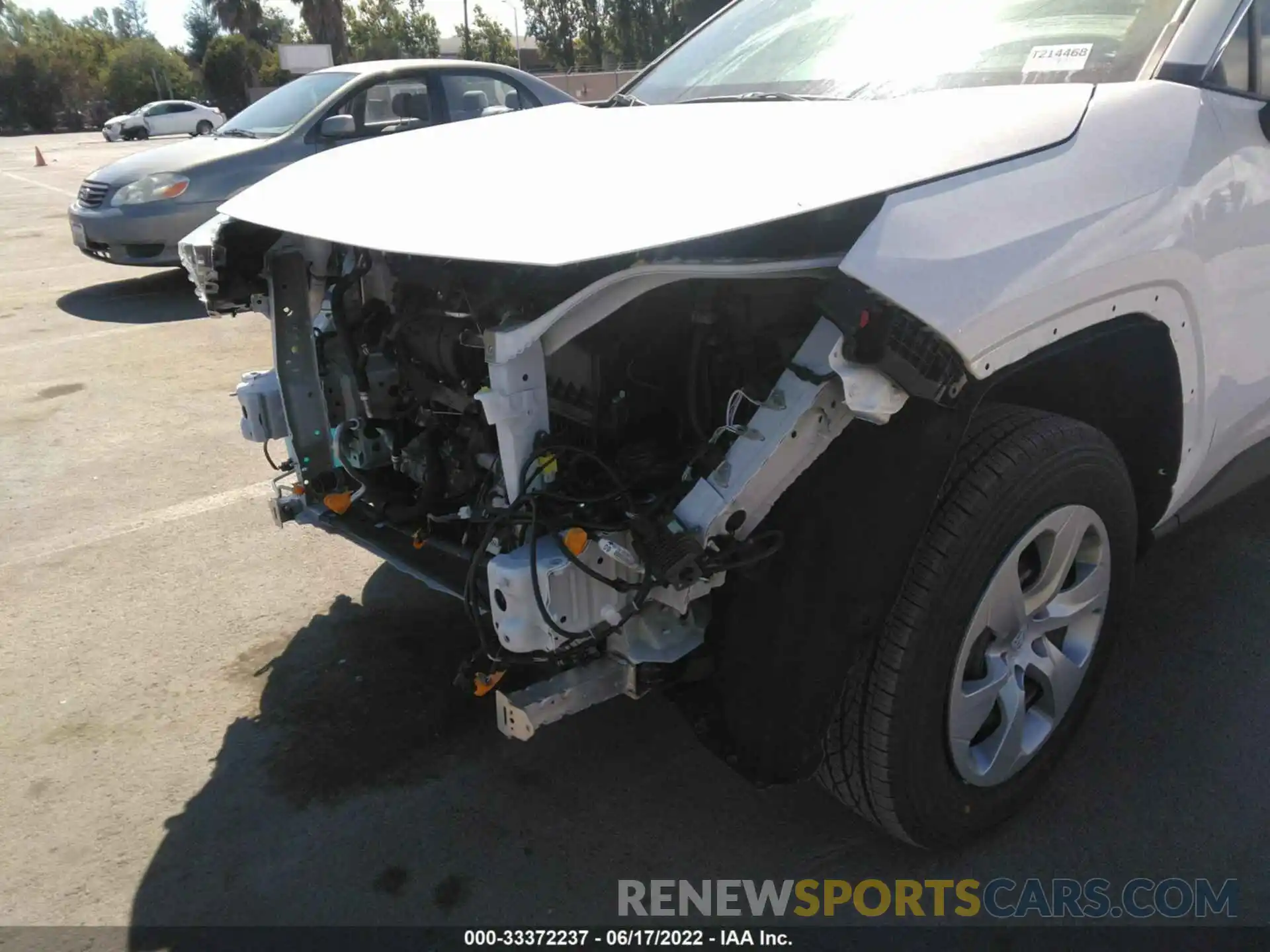 6 Photograph of a damaged car 2T3H1RFVXMW184792 TOYOTA RAV4 2021