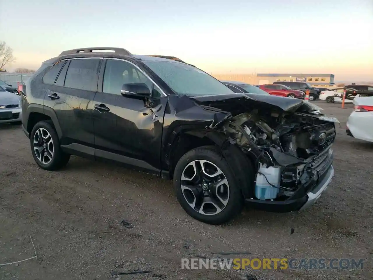 4 Photograph of a damaged car 2T3J1RFV0MW144044 TOYOTA RAV4 2021