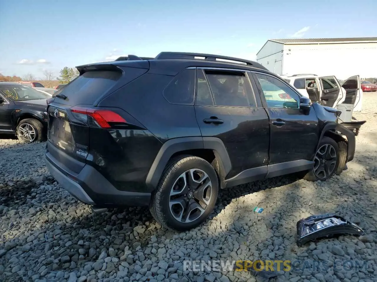 3 Photograph of a damaged car 2T3J1RFV0MW158672 TOYOTA RAV4 2021