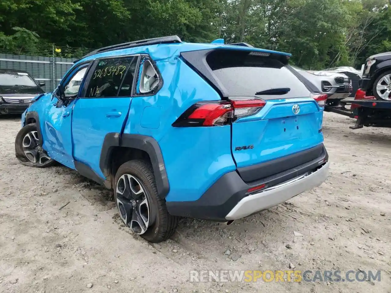 3 Photograph of a damaged car 2T3J1RFV0MW225092 TOYOTA RAV4 2021