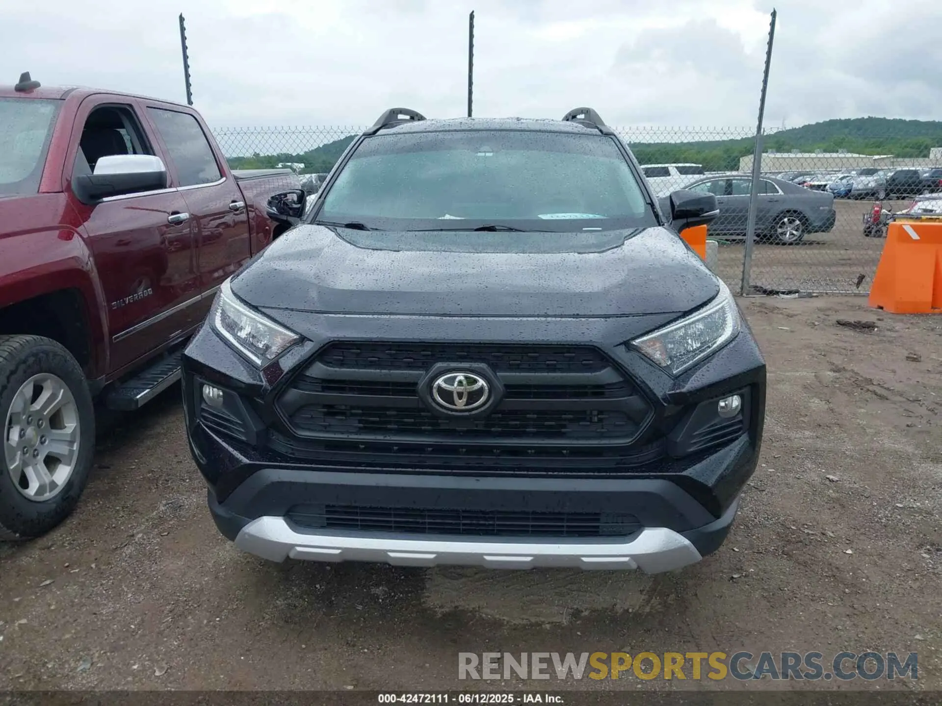 13 Photograph of a damaged car 2T3J1RFV4MW206562 TOYOTA RAV4 2021
