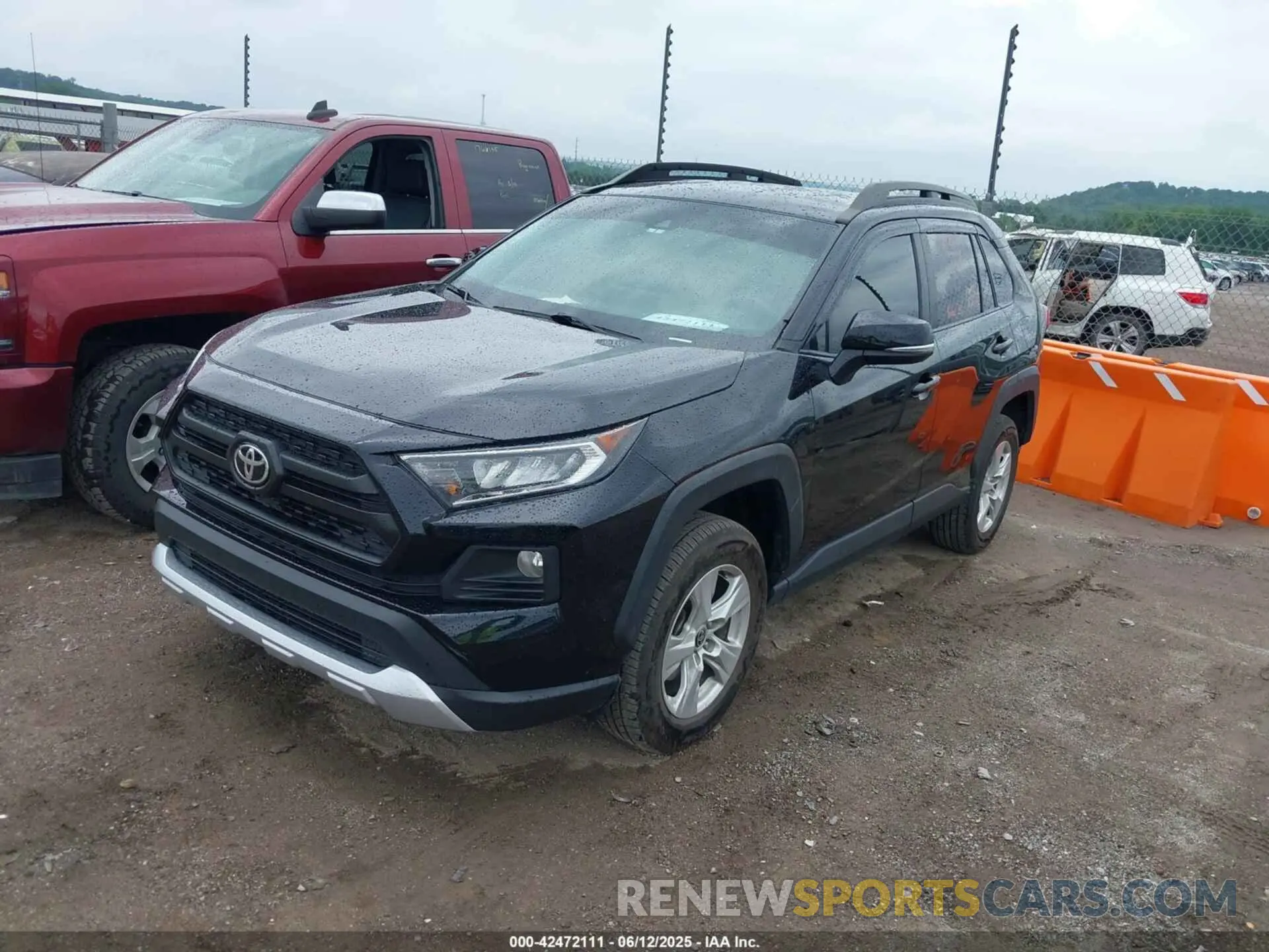 2 Photograph of a damaged car 2T3J1RFV4MW206562 TOYOTA RAV4 2021