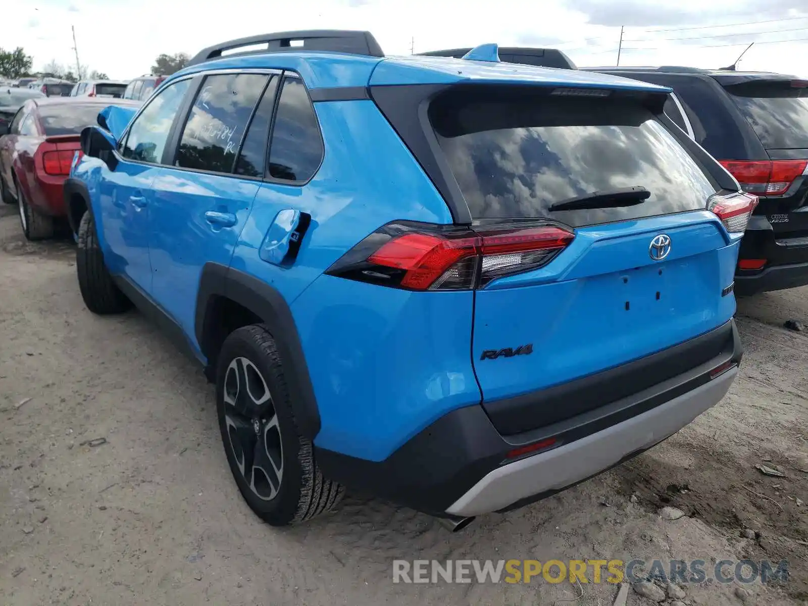 3 Photograph of a damaged car 2T3J1RFV5MW156139 TOYOTA RAV4 2021