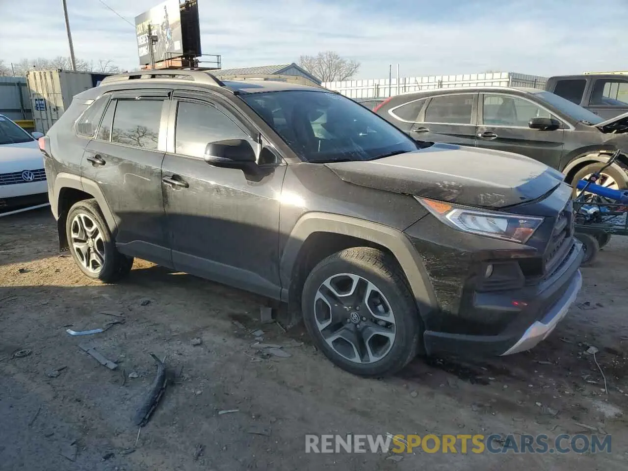 4 Photograph of a damaged car 2T3J1RFV5MW178495 TOYOTA RAV4 2021