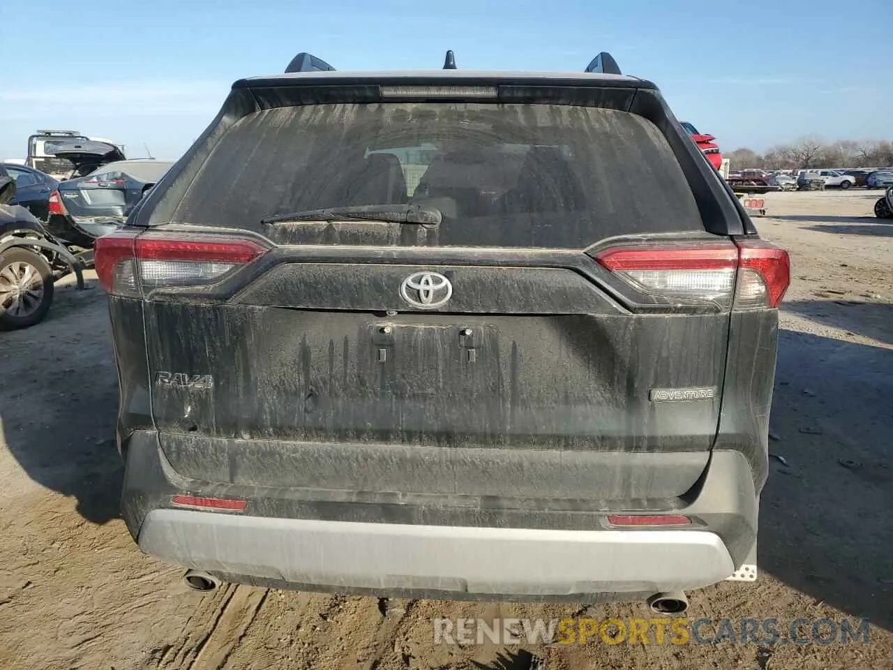 6 Photograph of a damaged car 2T3J1RFV5MW178495 TOYOTA RAV4 2021
