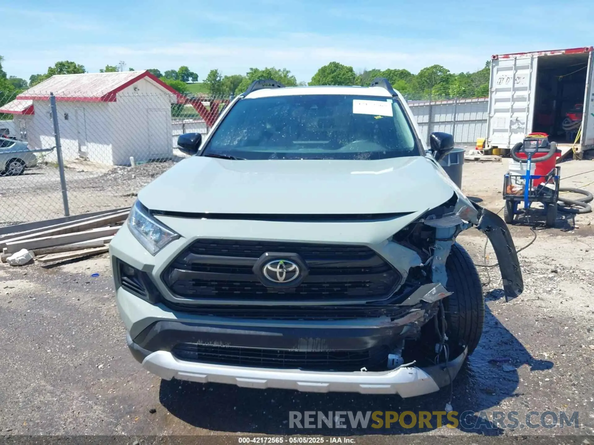 11 Photograph of a damaged car 2T3J1RFV5MW240963 TOYOTA RAV4 2021