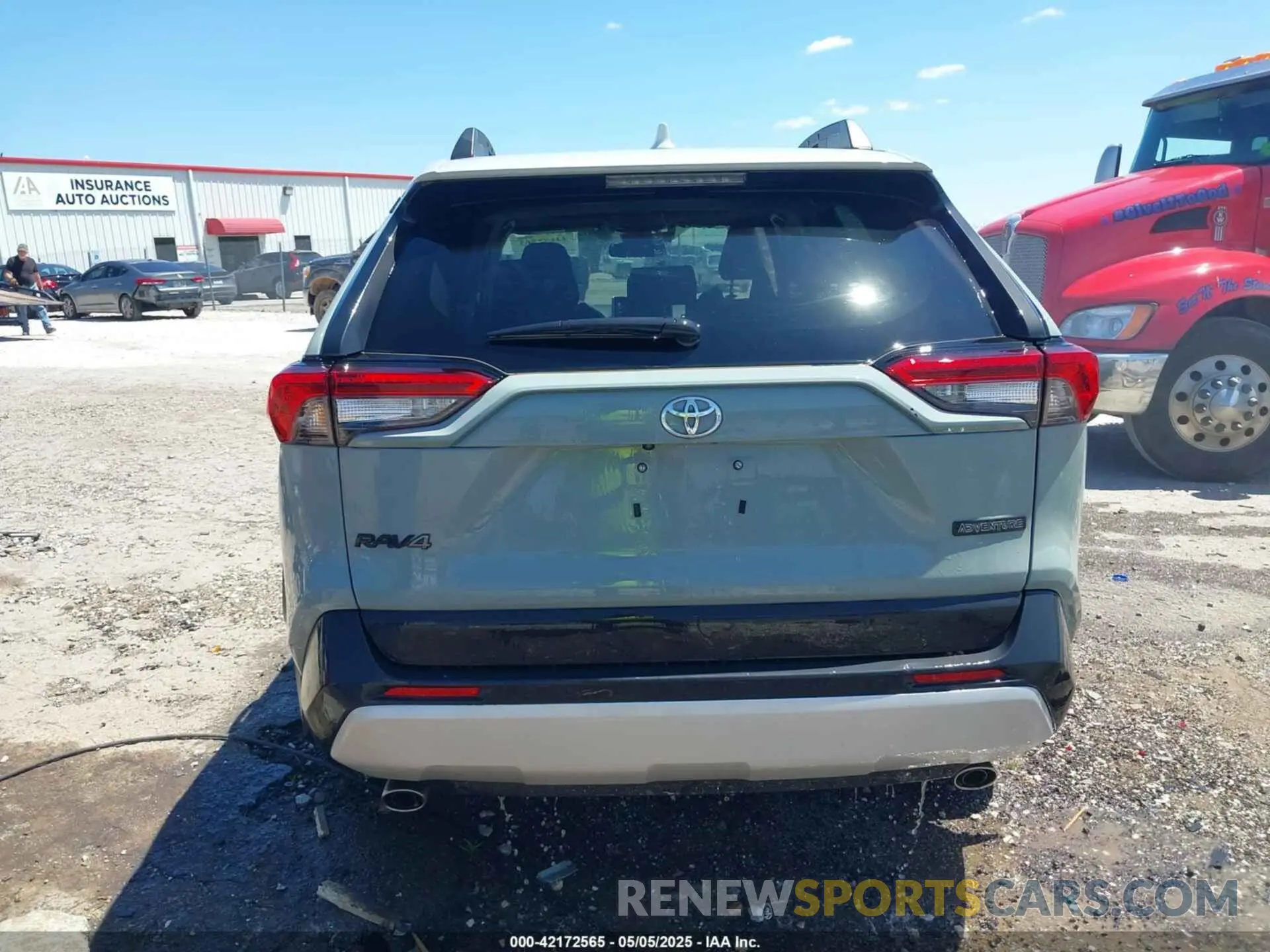 15 Photograph of a damaged car 2T3J1RFV5MW240963 TOYOTA RAV4 2021