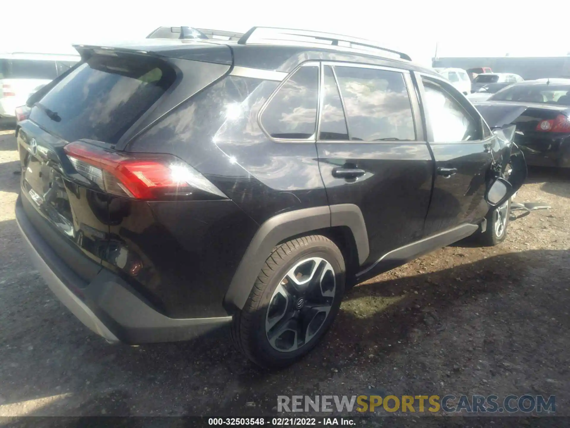 4 Photograph of a damaged car 2T3J1RFV6MW155145 TOYOTA RAV4 2021