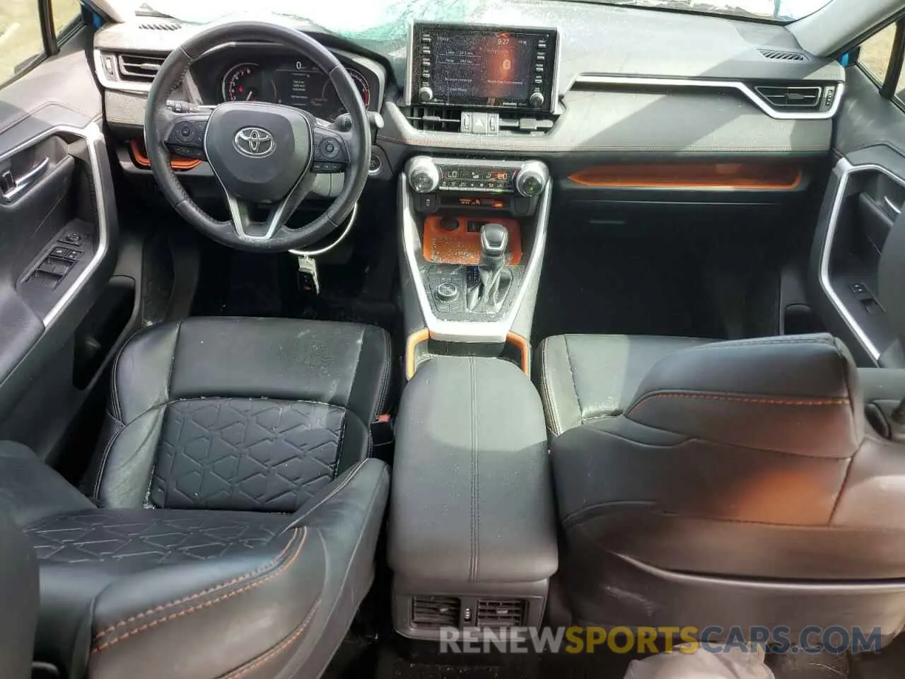 8 Photograph of a damaged car 2T3J1RFV6MW172804 TOYOTA RAV4 2021