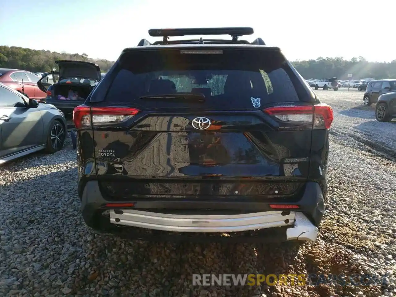 6 Photograph of a damaged car 2T3J1RFV8MW183206 TOYOTA RAV4 2021