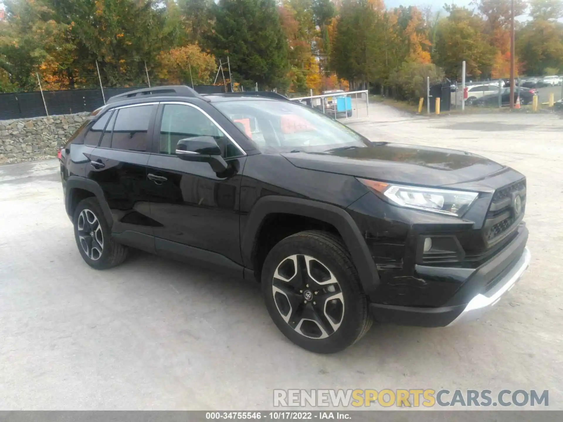 1 Photograph of a damaged car 2T3J1RFV9MW162798 TOYOTA RAV4 2021