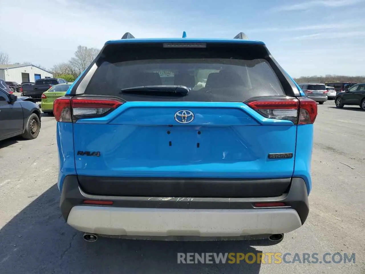 6 Photograph of a damaged car 2T3J1RFV9MW168729 TOYOTA RAV4 2021