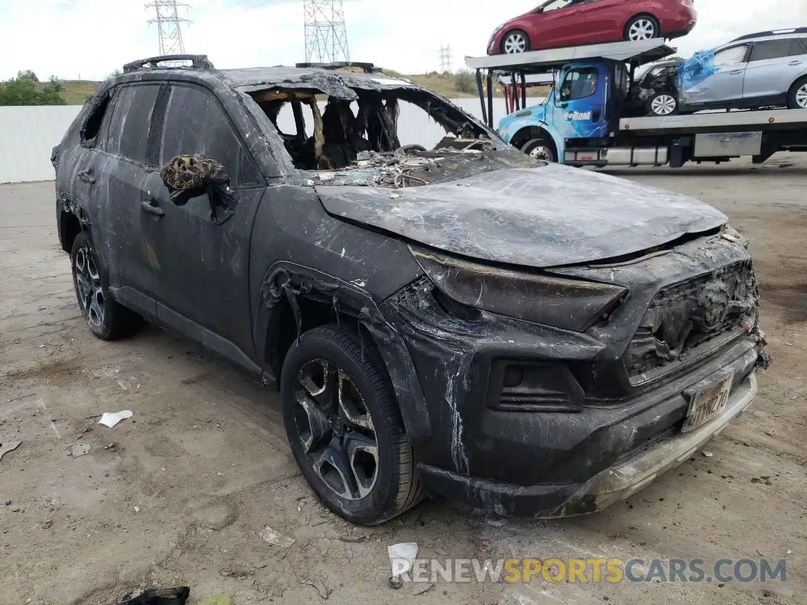 1 Photograph of a damaged car 2T3J1RFVXMW157528 TOYOTA RAV4 2021