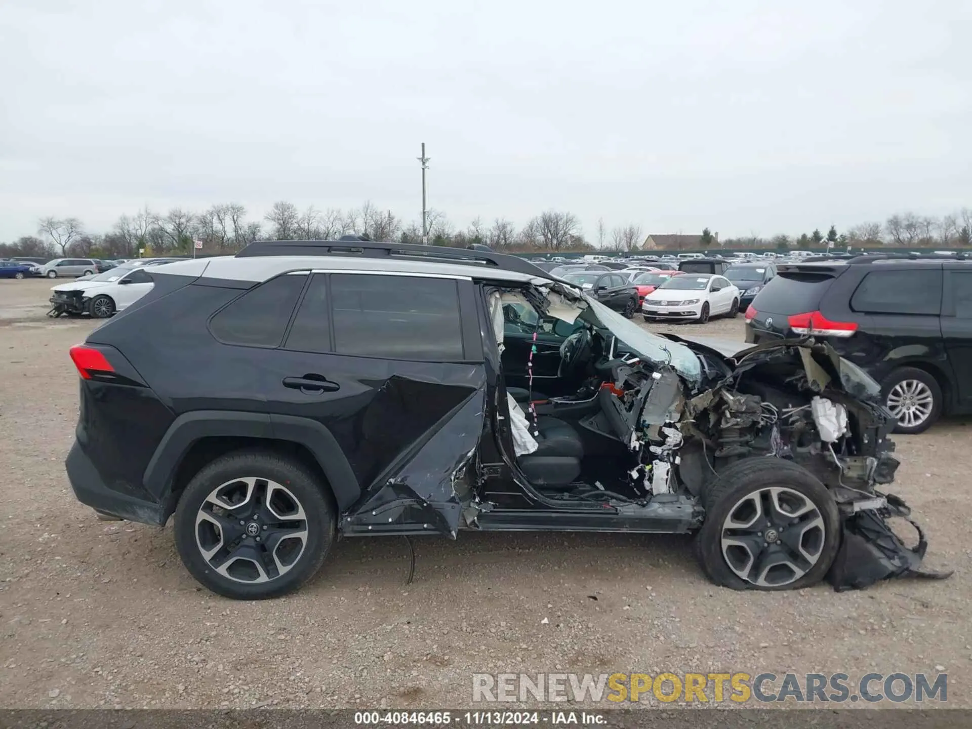 12 Photograph of a damaged car 2T3J1RFVXMW242272 TOYOTA RAV4 2021