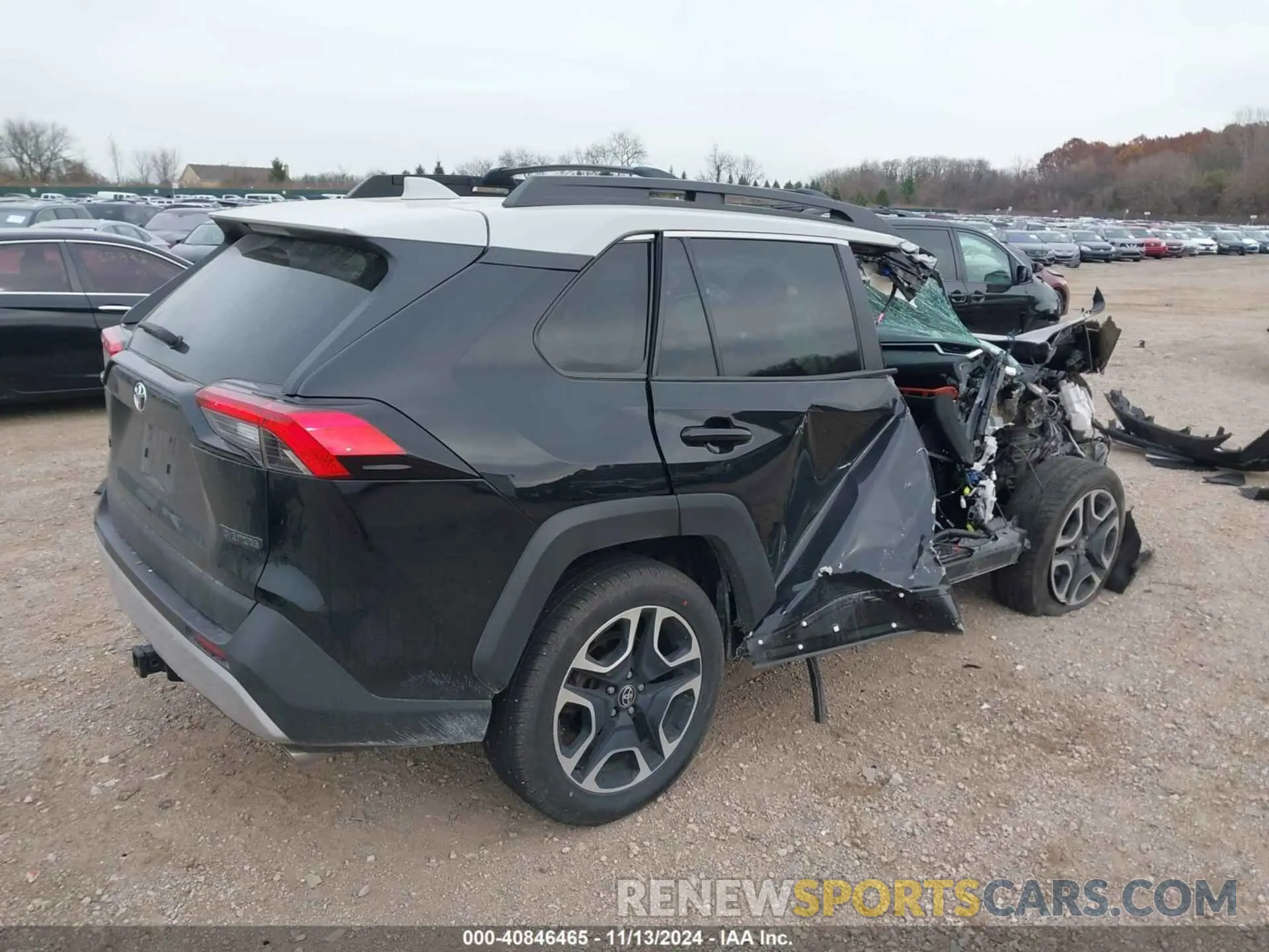 4 Photograph of a damaged car 2T3J1RFVXMW242272 TOYOTA RAV4 2021