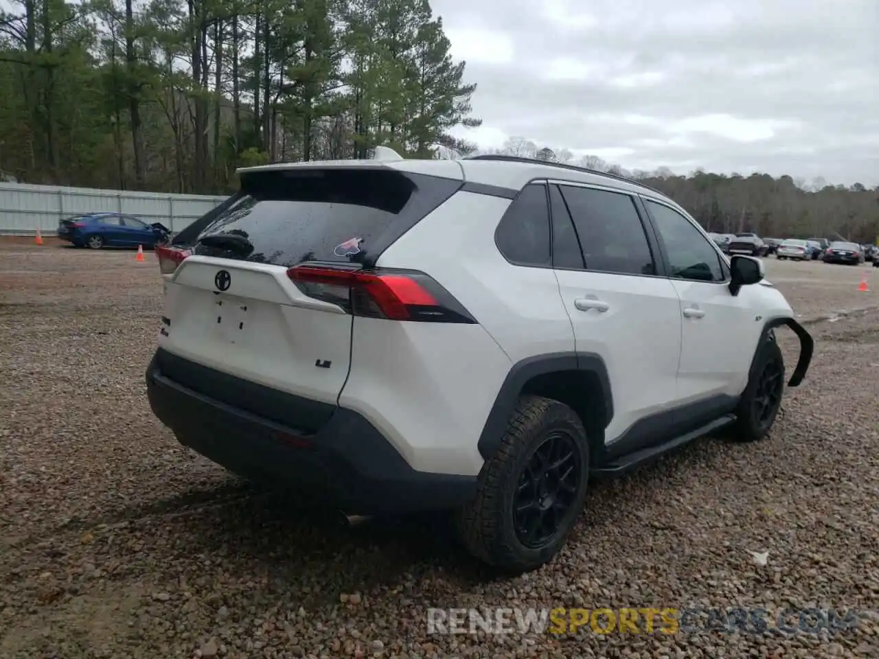 4 Photograph of a damaged car 2T3K1RFV0MC102544 TOYOTA RAV4 2021