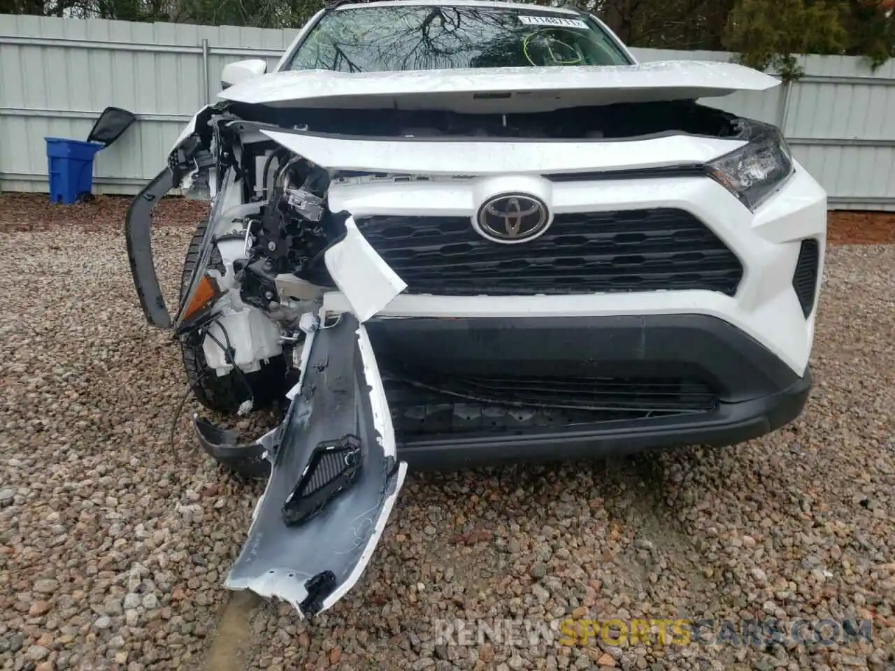 9 Photograph of a damaged car 2T3K1RFV0MC102544 TOYOTA RAV4 2021