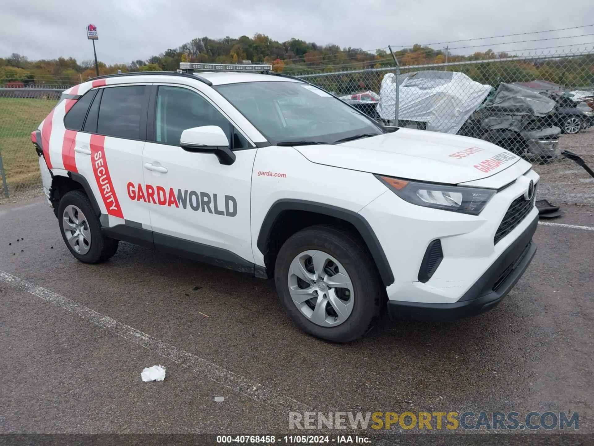 1 Photograph of a damaged car 2T3K1RFV0MC163666 TOYOTA RAV4 2021